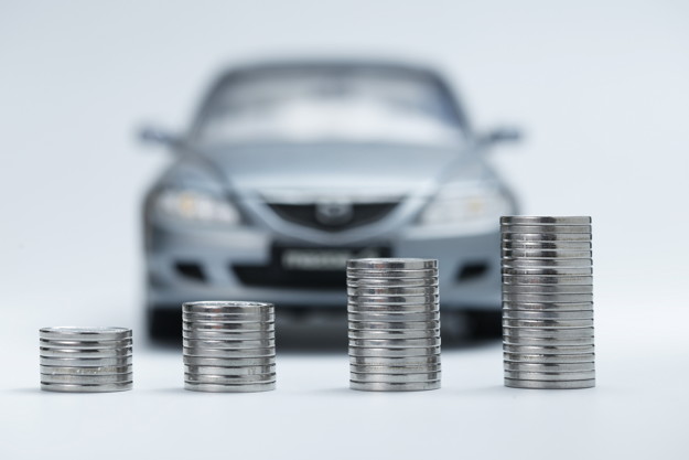 Factors-to-consider-while-opting-for-your-Car-Loan